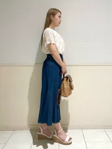 ANY SIS 土居 コーディネート画像