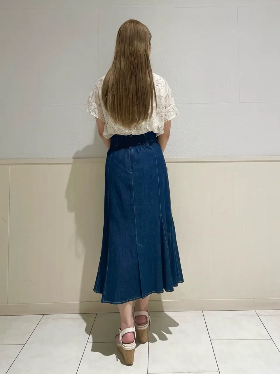 ANY SIS 土居 コーディネート画像