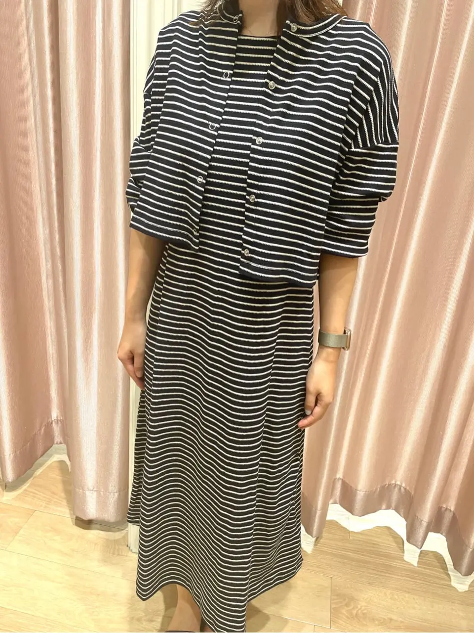 ANY SIS スタッフ コーディネート画像