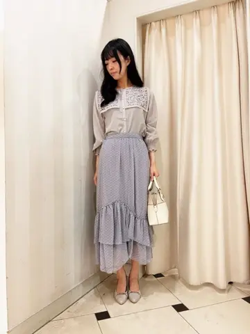 ANY SIS スタッフ コーディネート画像