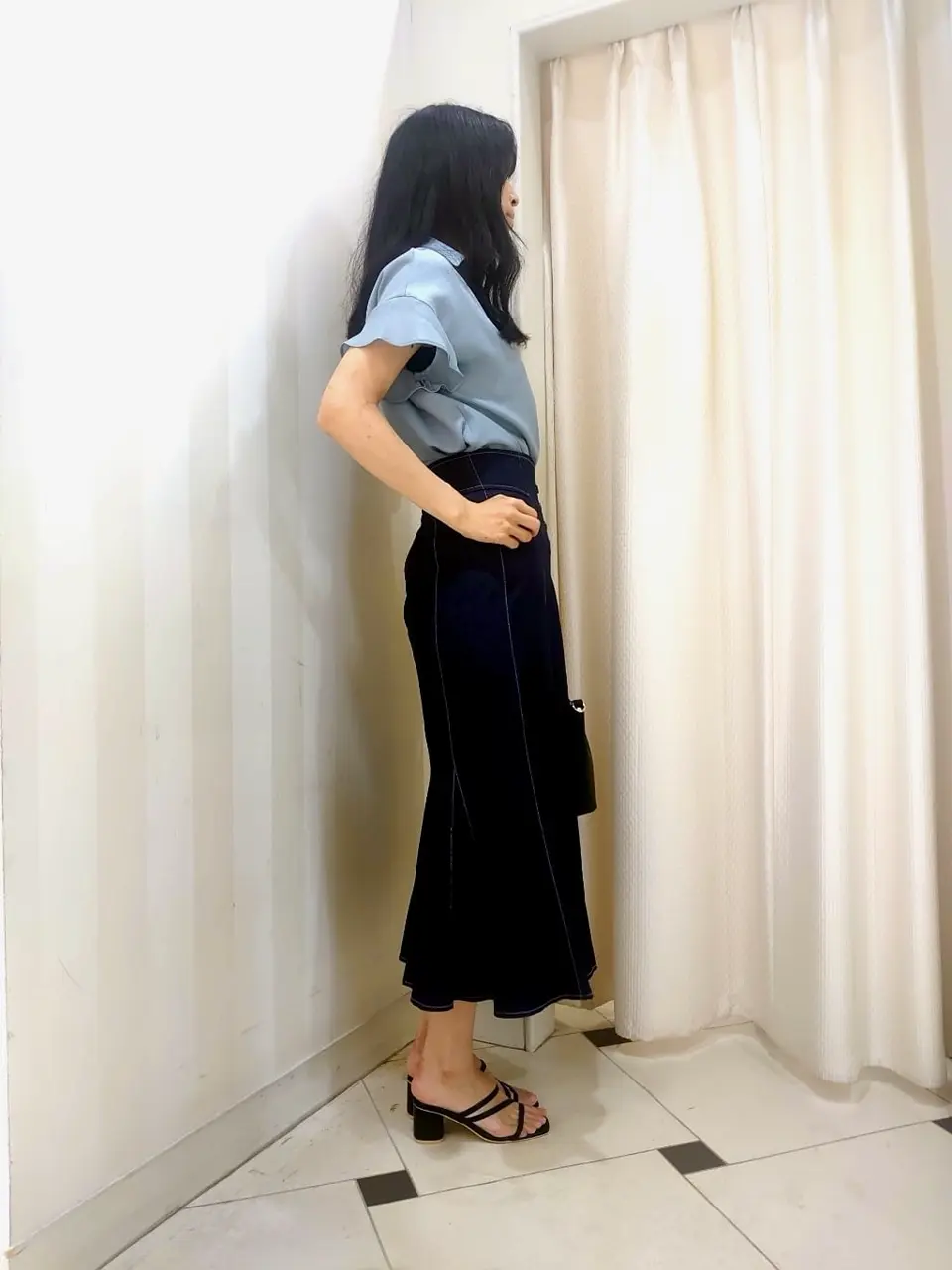 ANY SIS スタッフ コーディネート画像