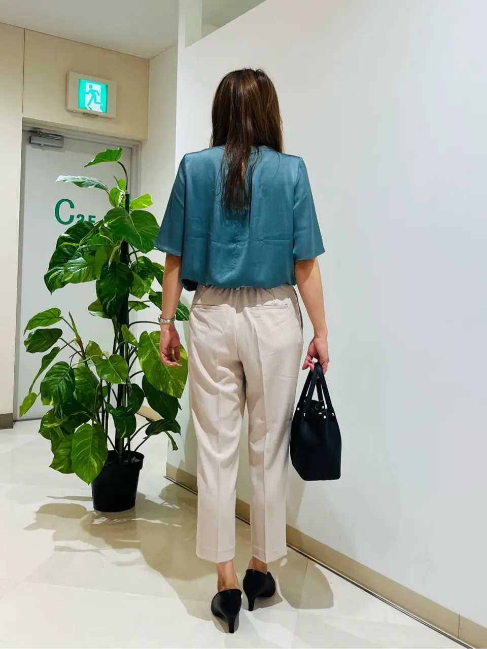 ANY SIS 石川 コーディネート画像