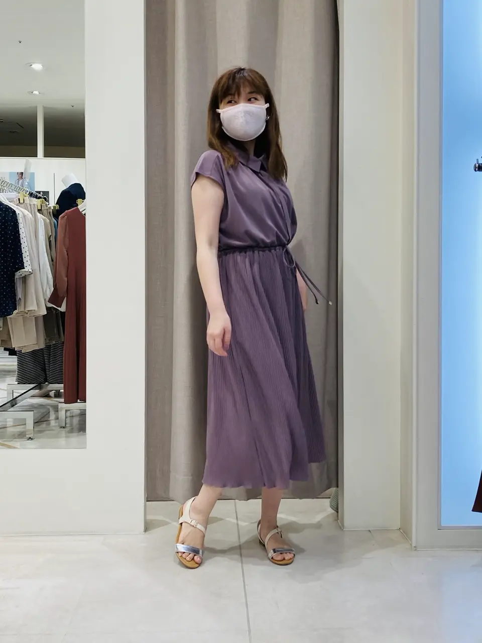 ANY SIS 川根　彩 コーディネート画像