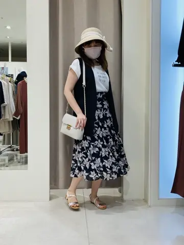 ANY SIS 川根　彩 コーディネート画像