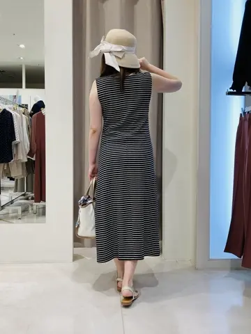 ANY SIS 川根　彩 コーディネート画像