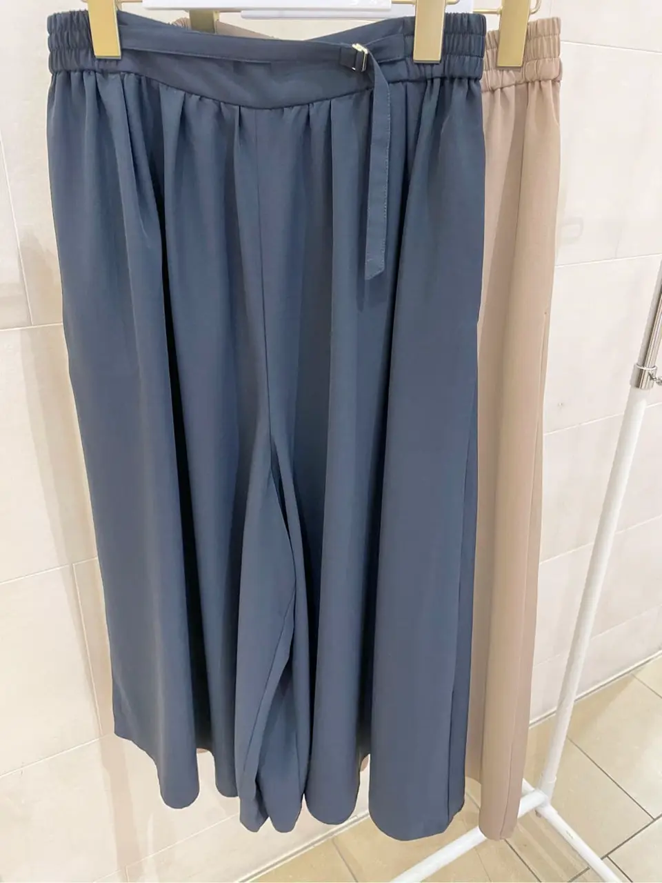 ANY SIS 髙橋 コーディネート画像