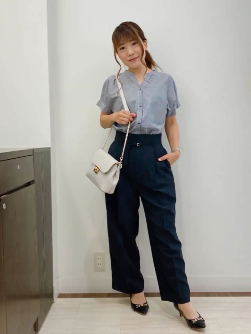 ANY SIS スタッフ コーディネート画像