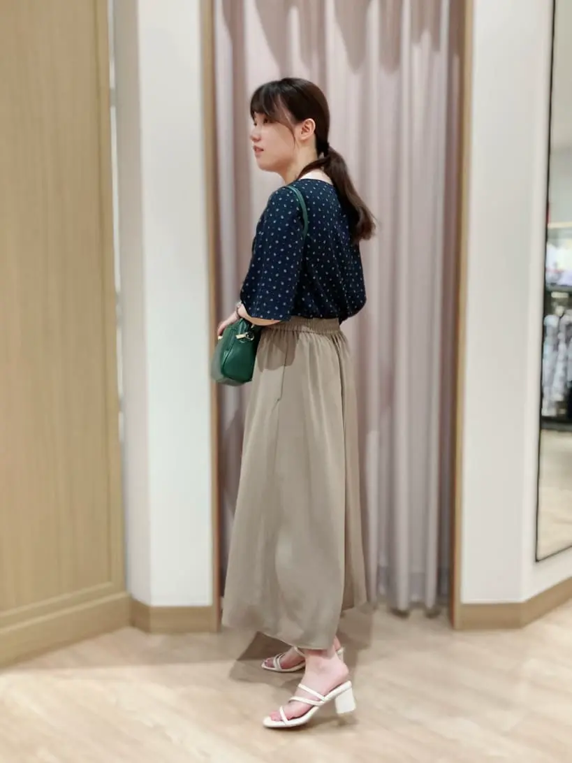 ANY SIS 濱口 コーディネート画像