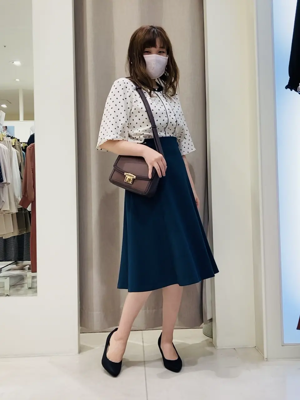 ANY SIS 川根　彩 コーディネート画像