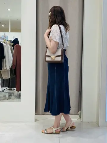 ANY SIS 川根　彩 コーディネート画像