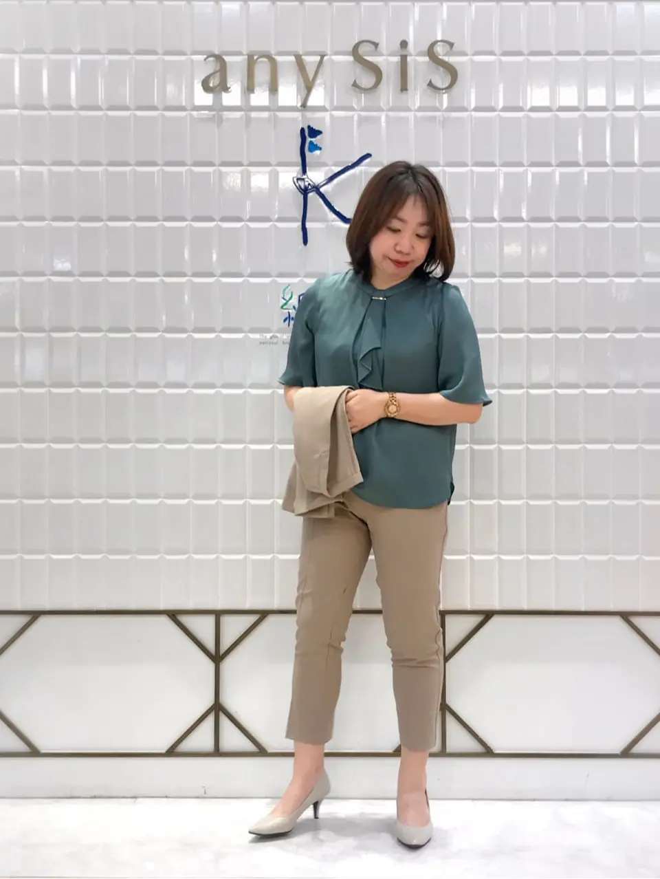 ANY SIS 中山 コーディネート画像