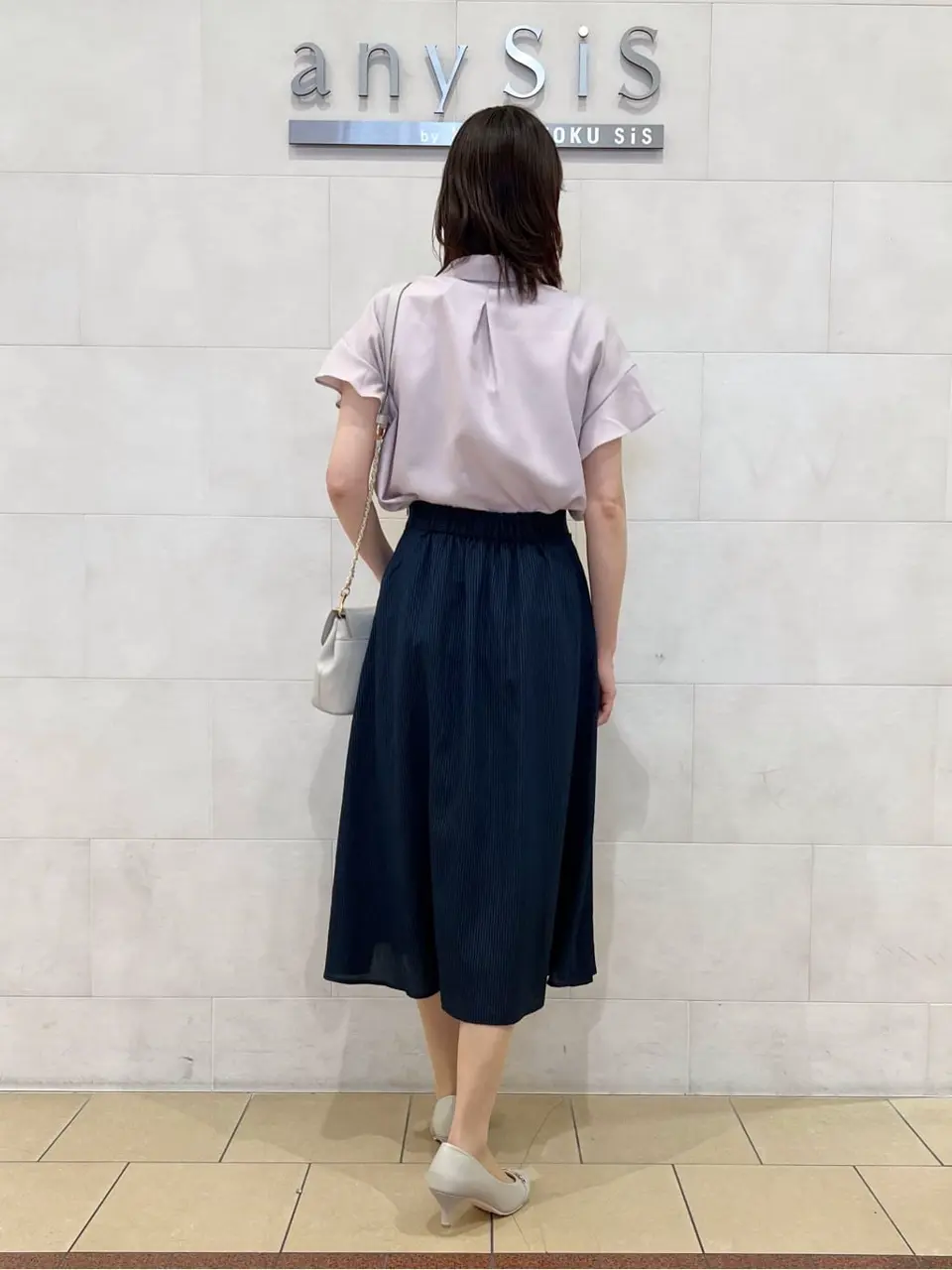 ANY SIS 髙橋 コーディネート画像