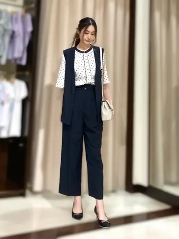 ANY SIS STAFF コーディネート画像