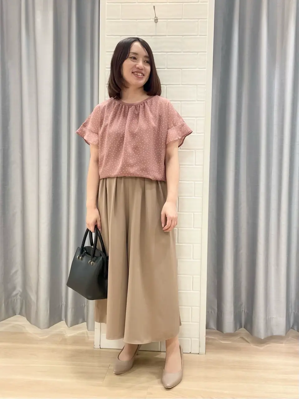 ANY SIS 丸岡 コーディネート画像