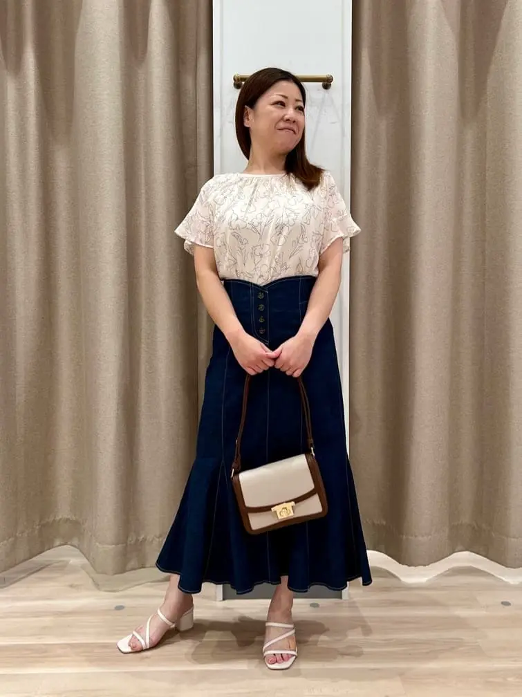 ANY SIS 瀬野 コーディネート画像