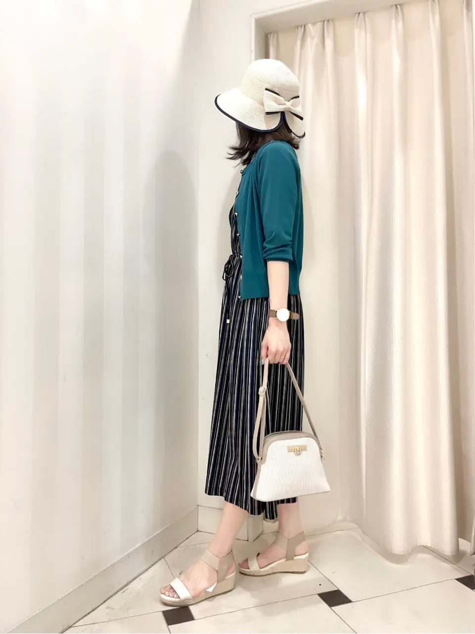 ANY SIS 金井 コーディネート画像