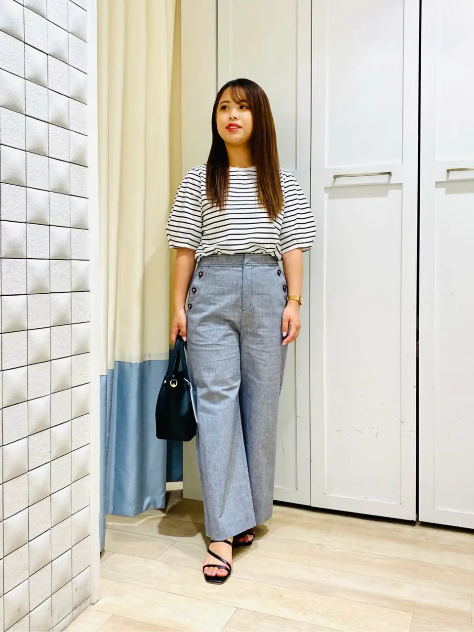 ANY SIS スタッフ コーディネート画像