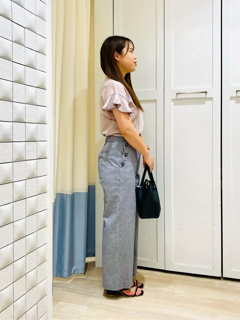 ANY SIS スタッフ コーディネート画像