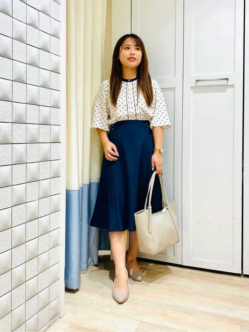 ANY SIS スタッフ コーディネート画像