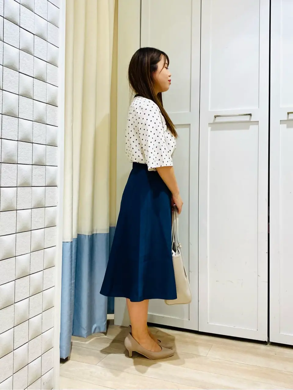 ANY SIS スタッフ コーディネート画像