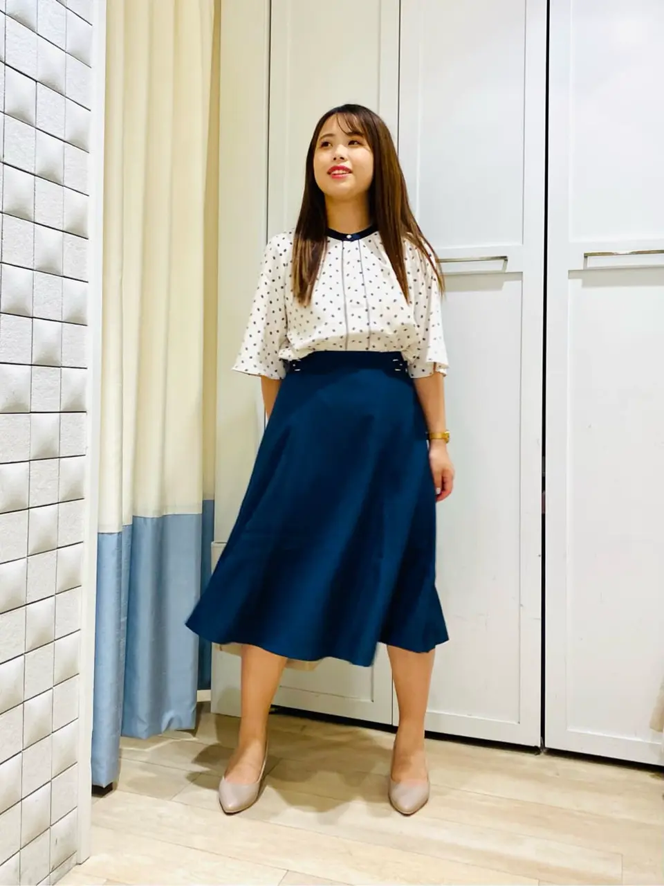 ANY SIS スタッフ コーディネート画像