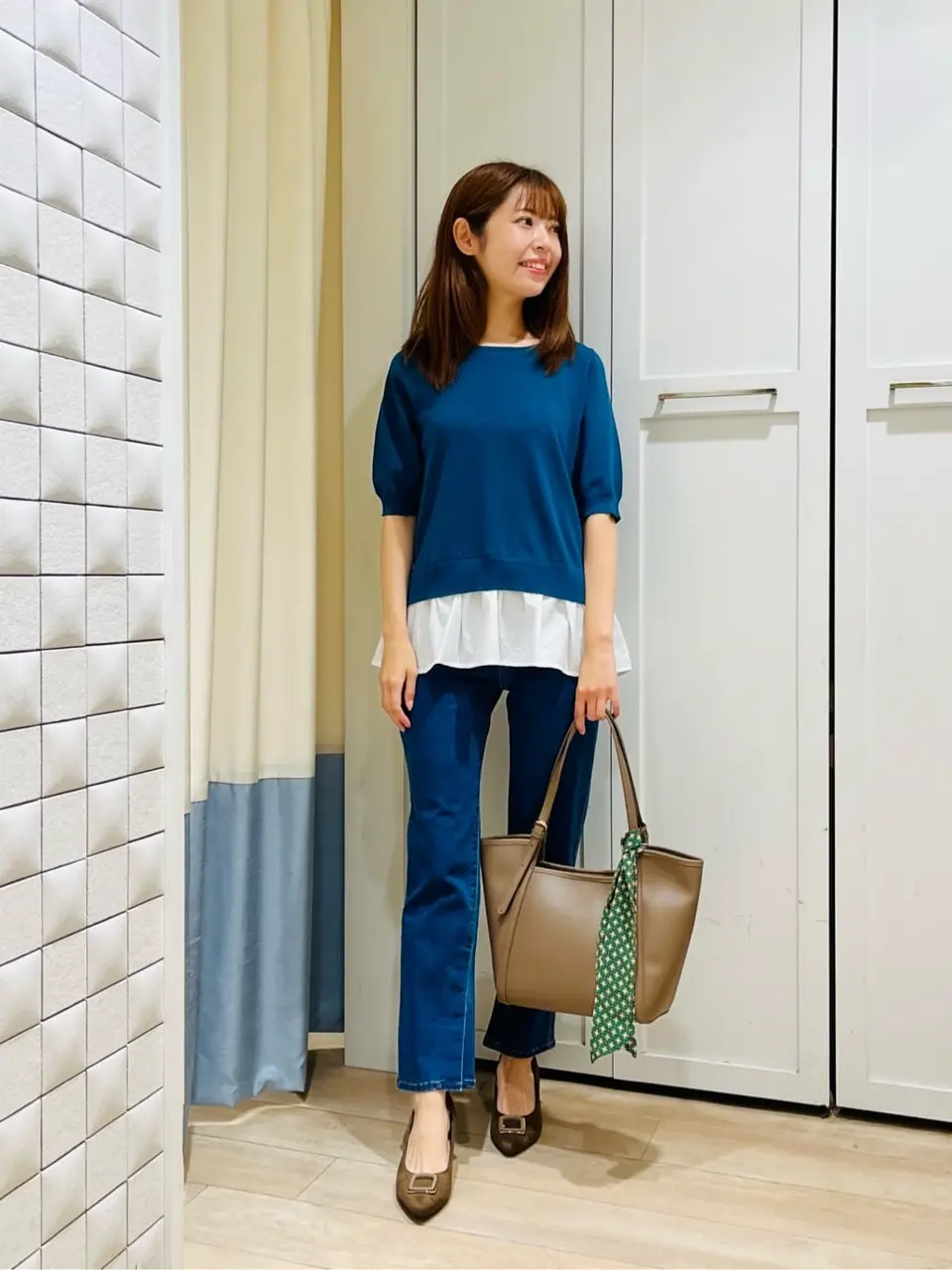 ANY SIS スタッフ コーディネート画像