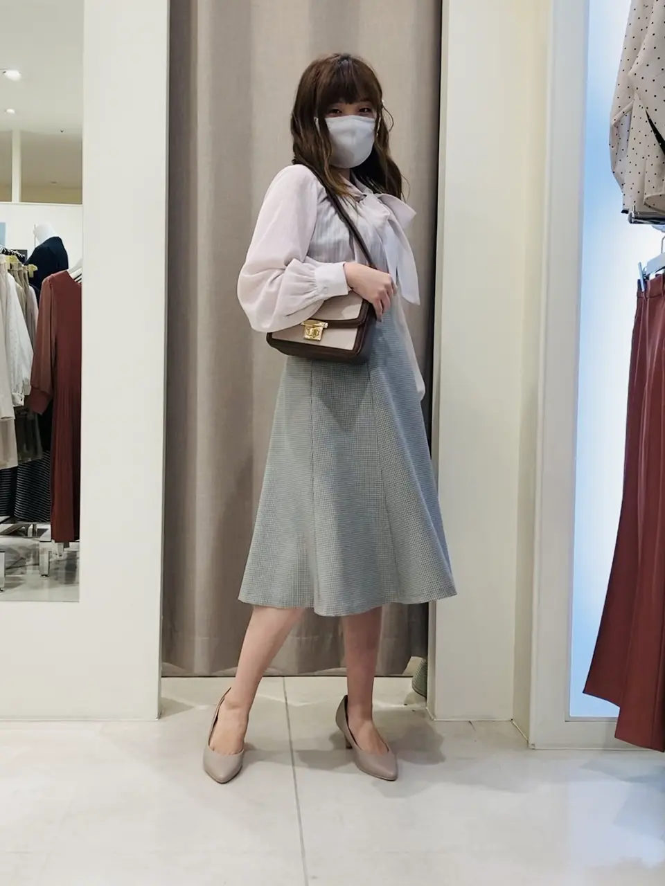 ANY SIS 川根　彩 コーディネート画像