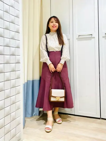 ANY SIS スタッフ コーディネート画像