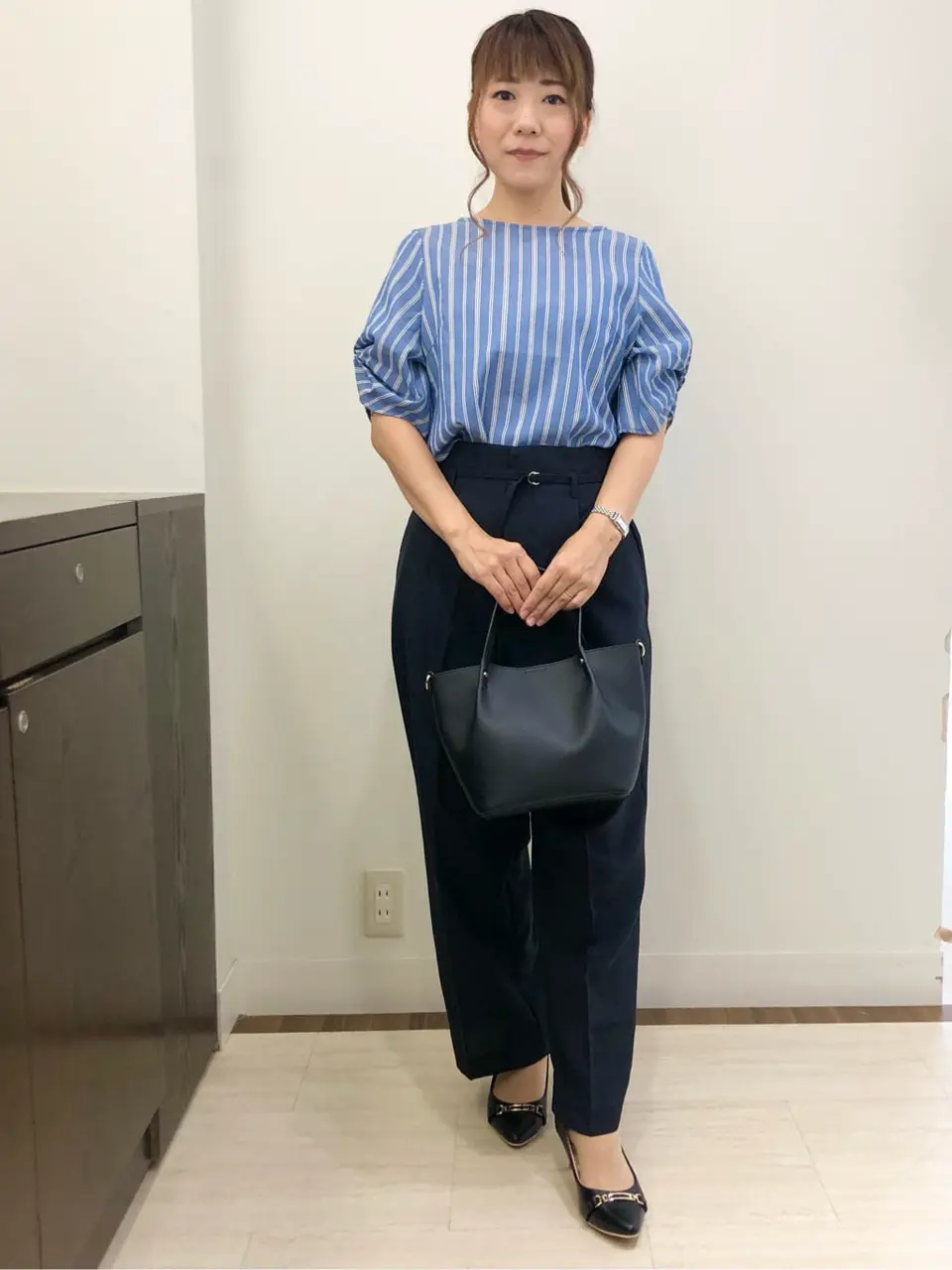 ANY SIS スタッフ コーディネート画像