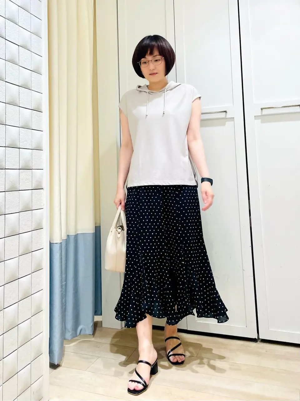 ANY SIS スタッフ コーディネート画像