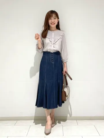 ANY SIS みぃ コーディネート画像