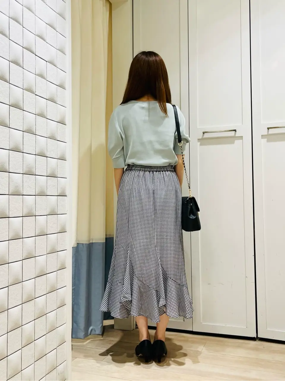 ANY SIS スタッフ コーディネート画像