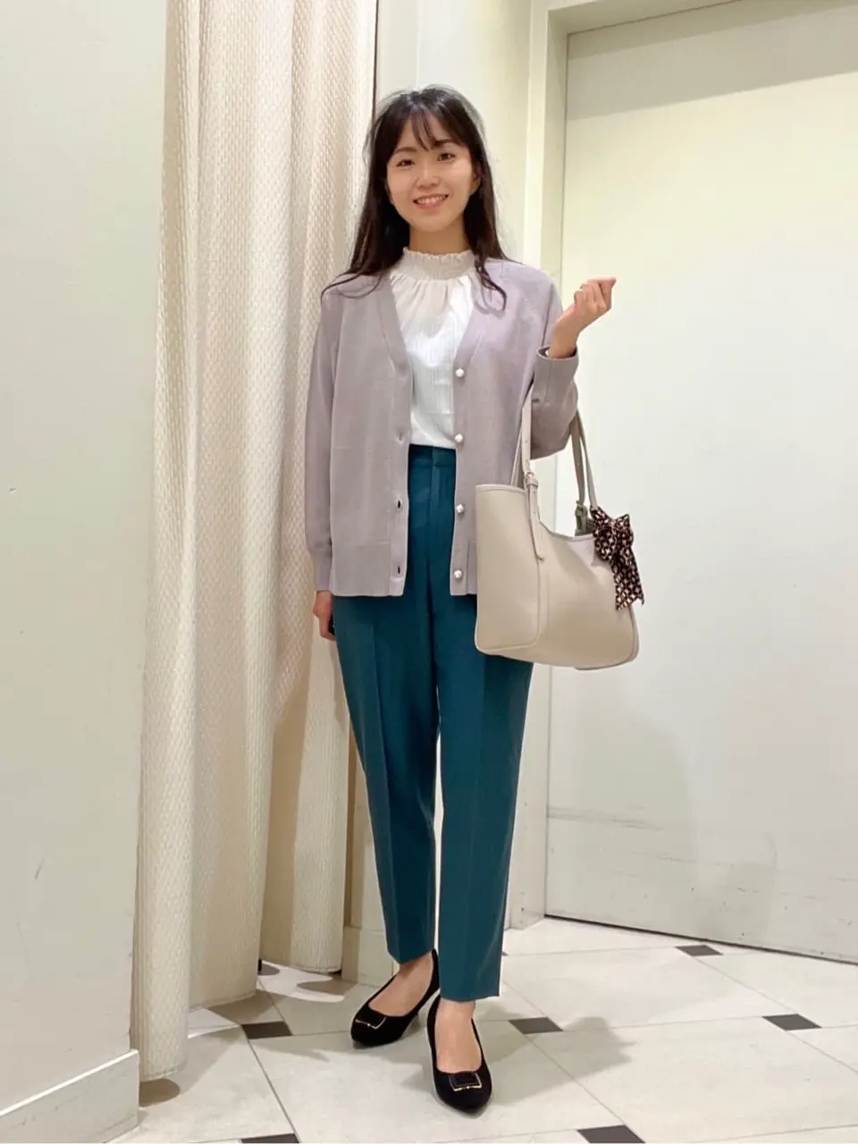 ANY SIS スタッフ コーディネート画像