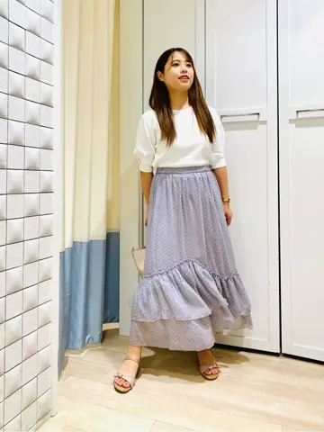 ANY SIS スタッフ コーディネート画像