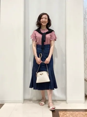 ANY SIS スタッフ コーディネート画像