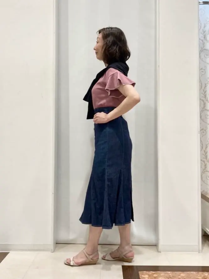 ANY SIS スタッフ コーディネート画像