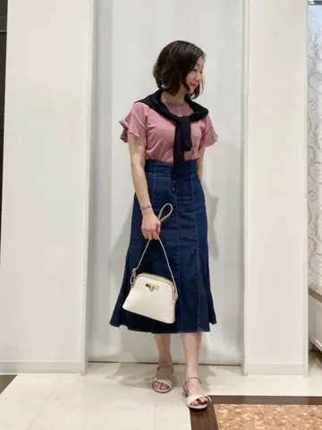 ANY SIS スタッフ コーディネート画像