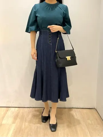 ANY SIS 梅田 コーディネート画像