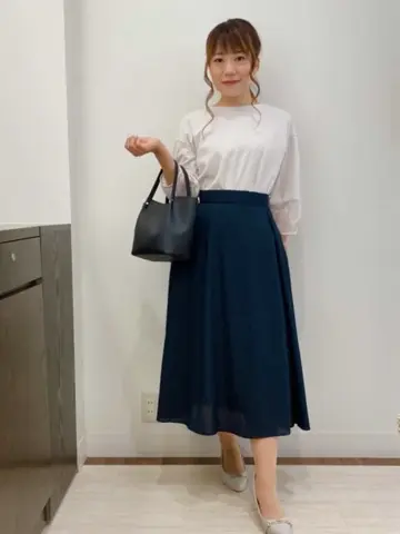 ANY SIS スタッフ コーディネート画像