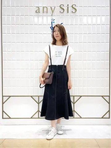ANY SIS 上田 コーディネート画像