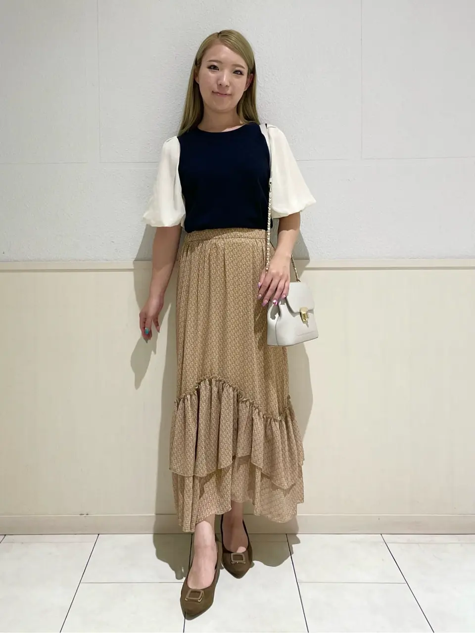 ANY SIS 土居 コーディネート画像