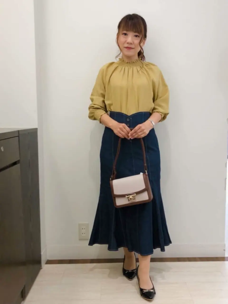 ANY SIS スタッフ コーディネート画像