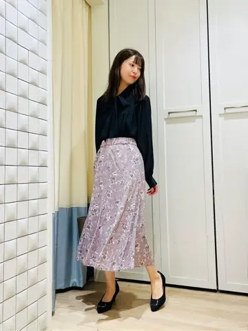 ANY SIS スタッフ コーディネート画像