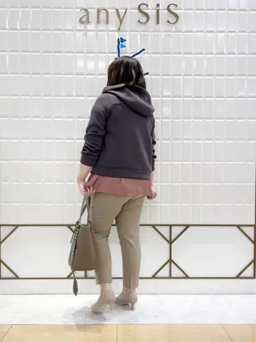 ANY SIS 西田 コーディネート画像
