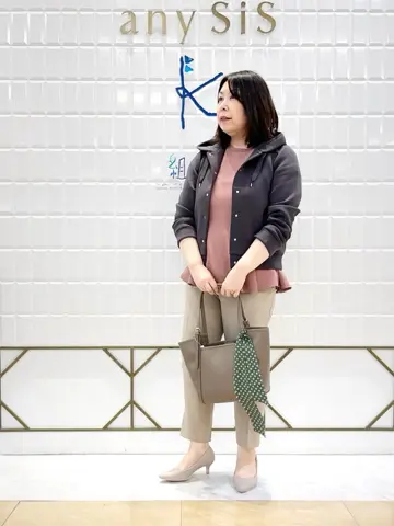ANY SIS 西田 コーディネート画像