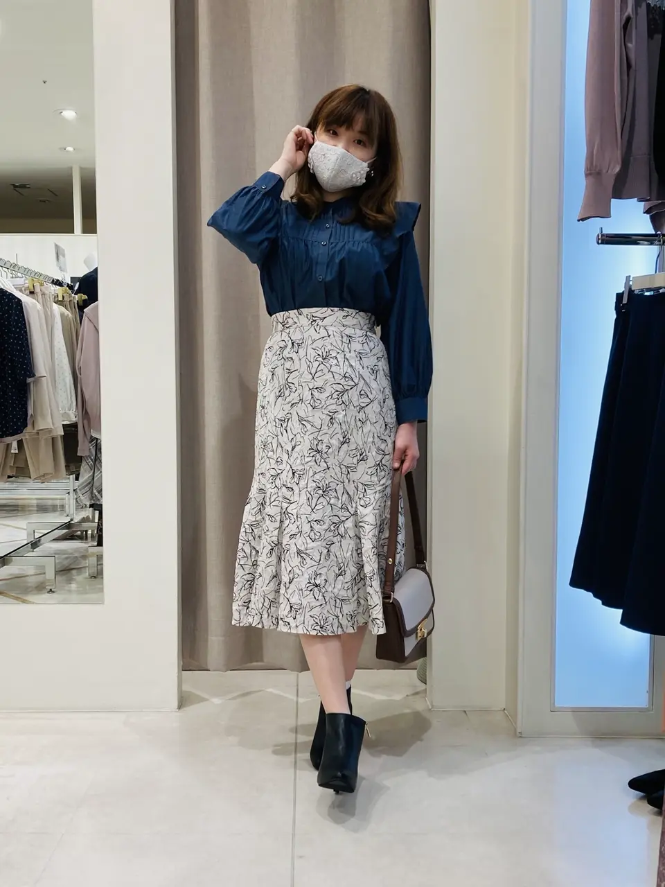 ANY SIS 川根　彩 コーディネート画像