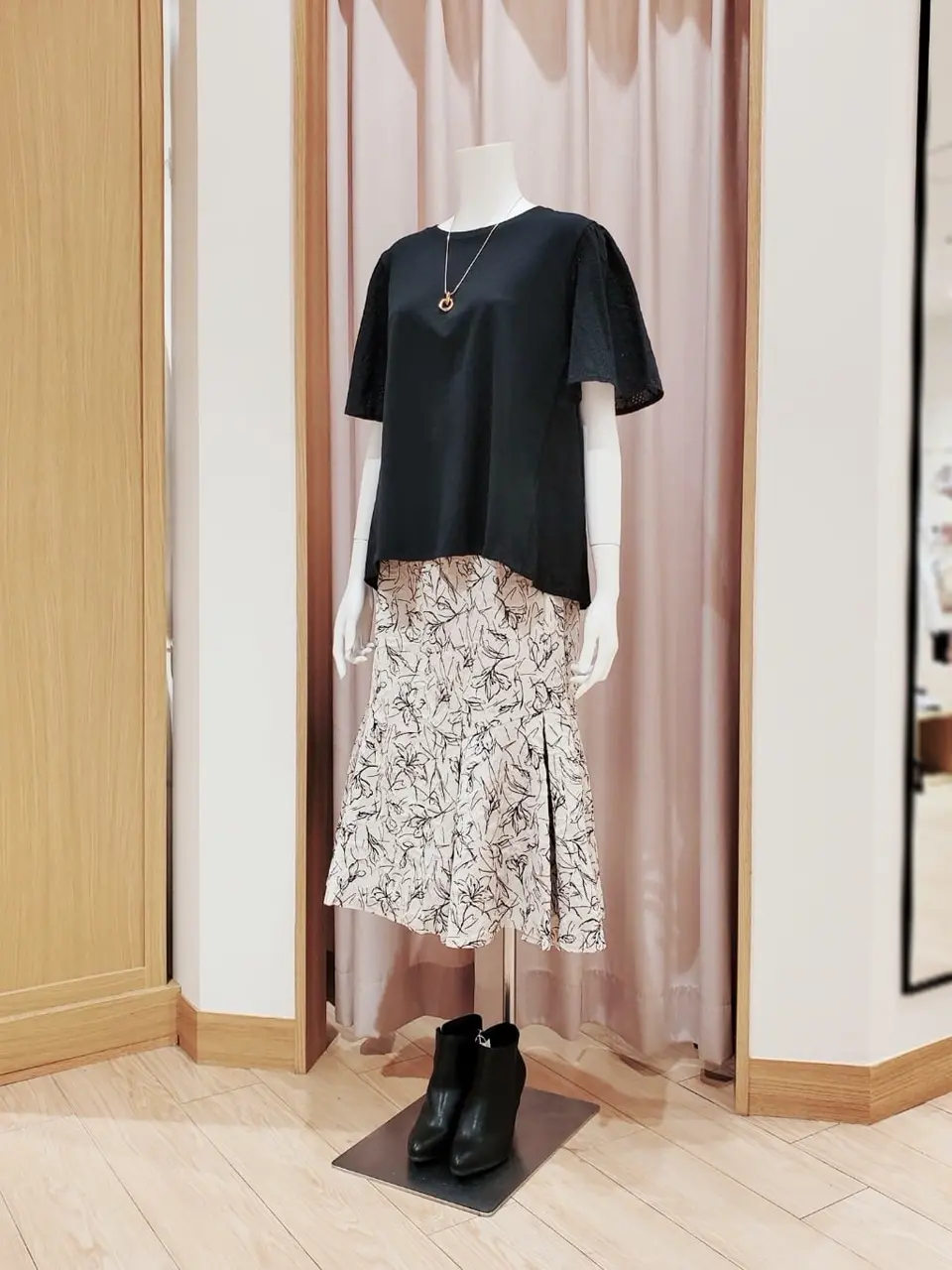 ANY SIS 岩田 コーディネート画像