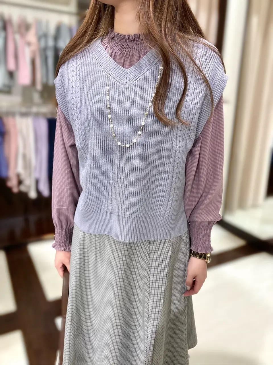 ANY SIS STAFF コーディネート画像