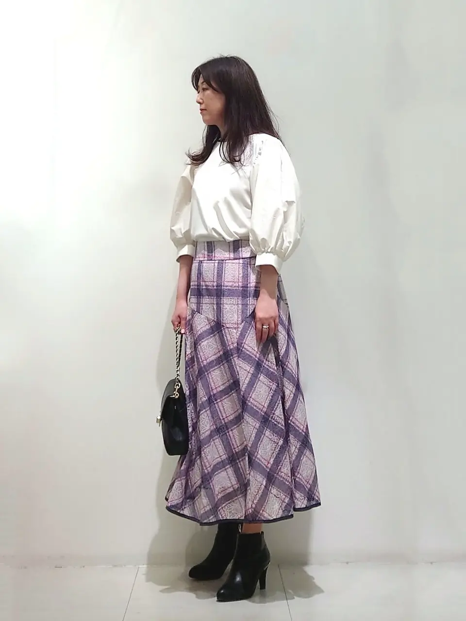 ANY SIS スタッフ コーディネート画像