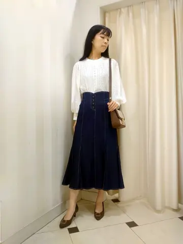 ANY SIS スタッフ コーディネート画像